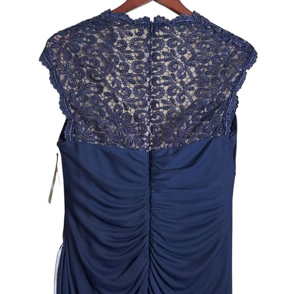 Xscape Stand-Collar Illusion Back Navy Blue Formal Gown Size 16W Ruched Lace NEW - Picture 5 of 16